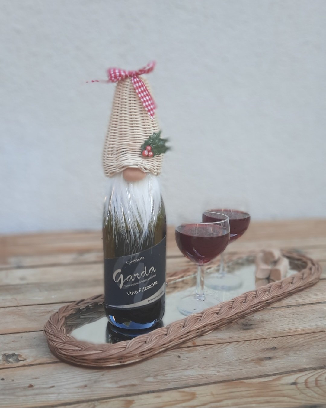 RATTAN ŞİŞE ŞAPKASI GNOME