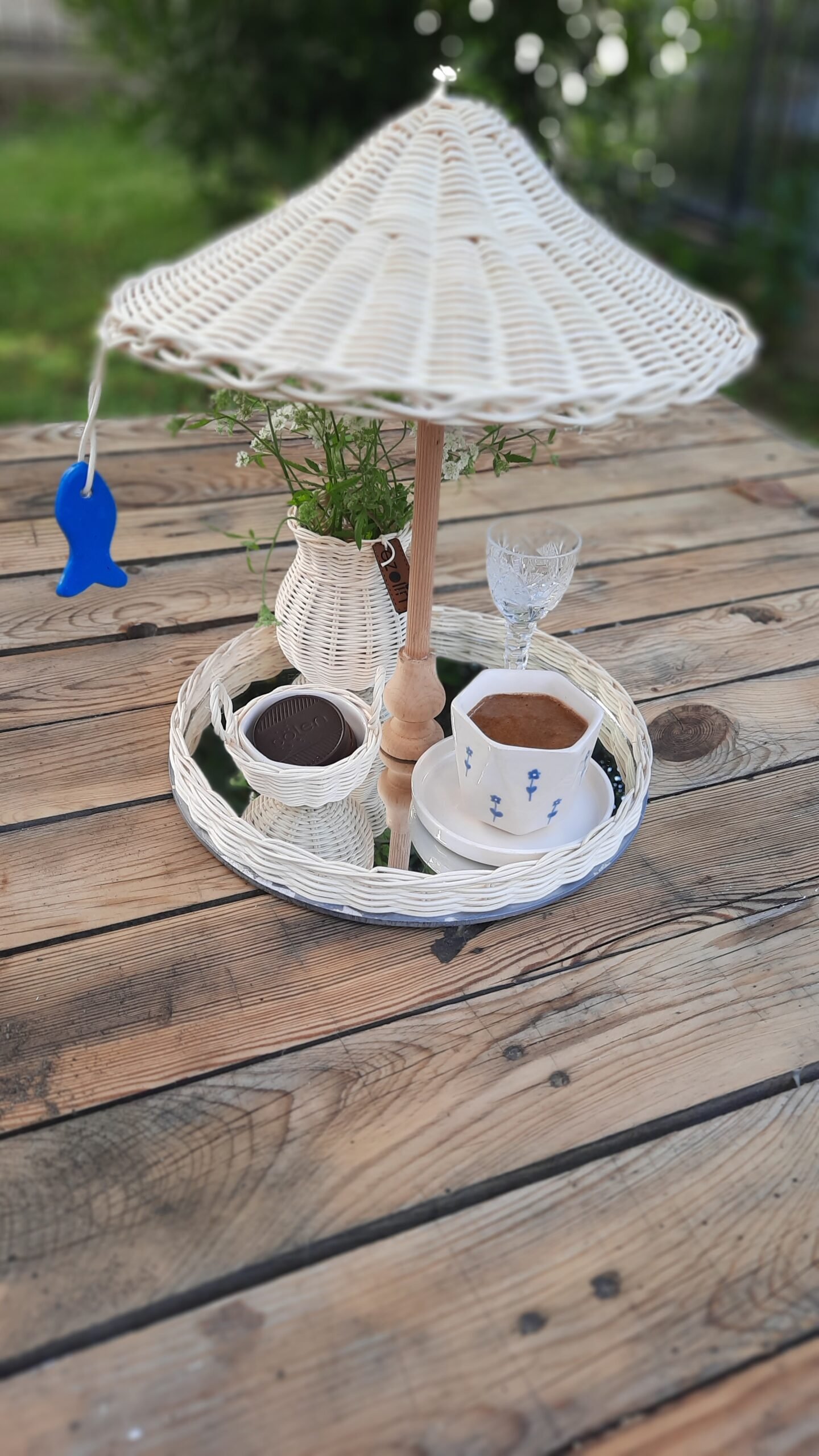 RATTAN AYNALI ŞEMSİYE SUNUMLUK